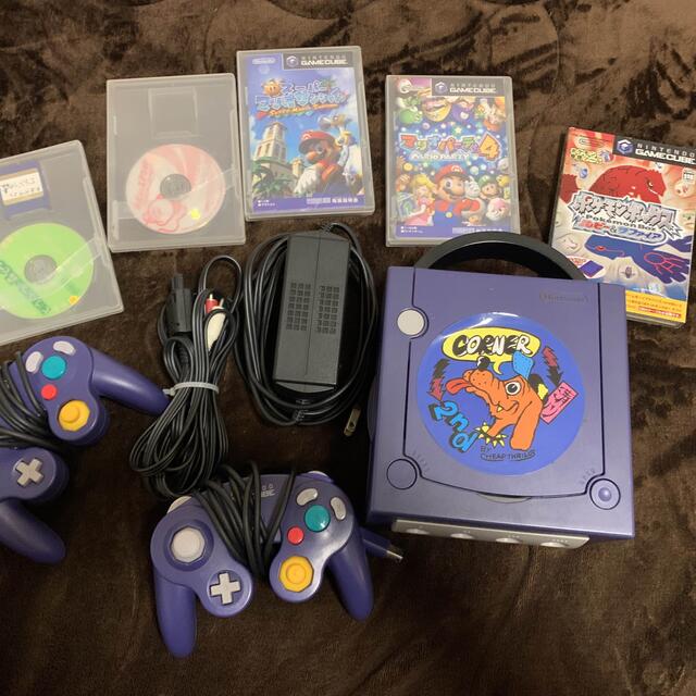 NINTENDO GAMECUBE VTA ソフト、コントローラー付