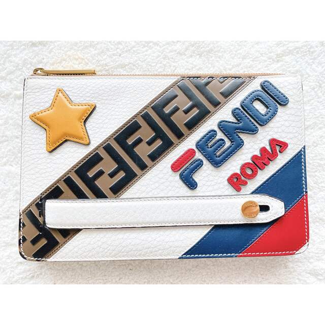 FENDI×FILAコラボ クラッチバッグ　美品　フェンディ　フィラ　ハンド