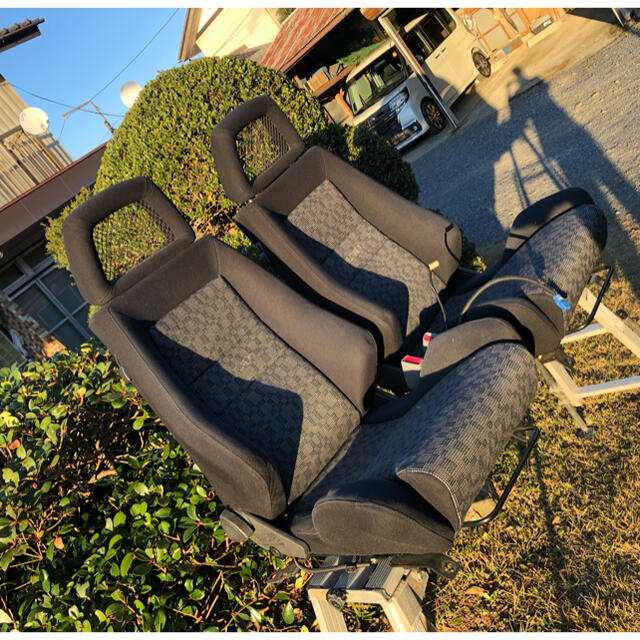 RECARO(レカロ)のハイエース200系　レカロシート 自動車/バイクの自動車(車種別パーツ)の商品写真