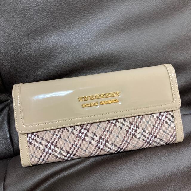 BURBERRY BLUE LABEL(バーバリーブルーレーベル)のバーバリー　ブルーレーベル　未使用　長財布　ベージュ　チェック レディースのファッション小物(財布)の商品写真