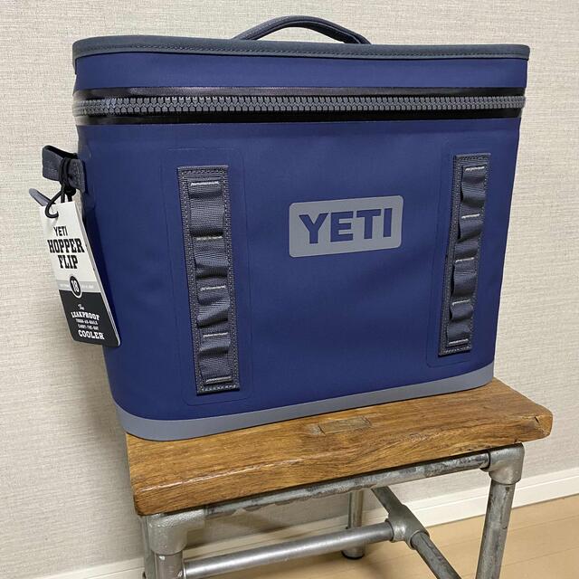 273x305x413cm重量【新品】YETI ホッパーフリップ18 ソフトクーラー　ネイビー