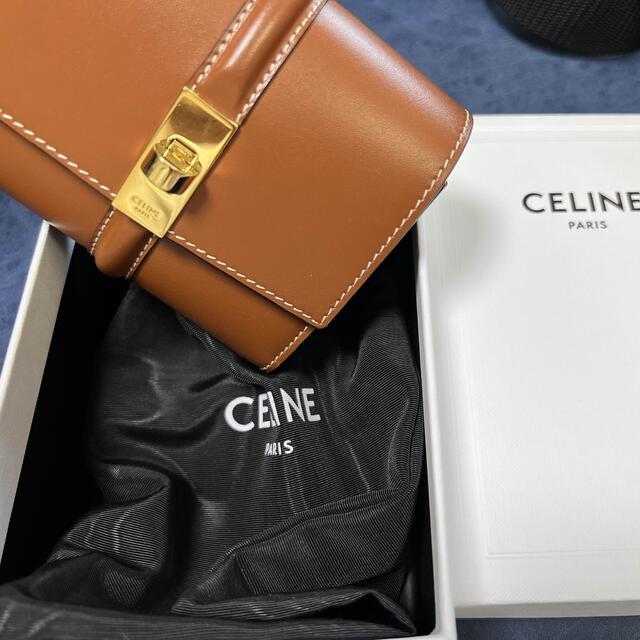 CELINE スモール トリフォールドウォレット シャイニーカーフスキン タン-