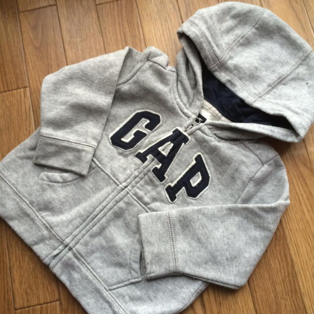 babyGAP(ベビーギャップ)のmyk様専用♡( ᵕ̤ૢᴗᵕ̤ૢ )♡ キッズ/ベビー/マタニティのベビー服(~85cm)(トレーナー)の商品写真