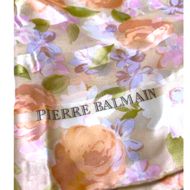 Pierre Balmain(ピエールバルマン)のpierre balmain ピエールバルマン 大判 レディースのファッション小物(バンダナ/スカーフ)の商品写真