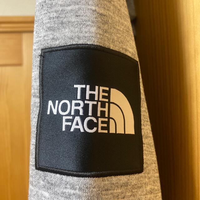 THE NORTH FACE(ザノースフェイス)のノースフェイス　ショルダーロゴパーカー　メンズM メンズのトップス(パーカー)の商品写真