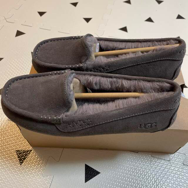 希少 レア ウォータープルーフ UGG アンスレー サンダークラウド US8-