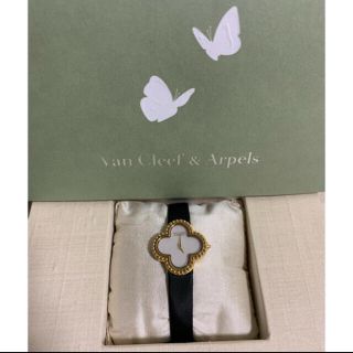 ヴァンクリーフアンドアーペル(Van Cleef & Arpels)の【L❤︎断捨離中❤︎様専用】ヴァンクリーフ   アルハンブラ　時計②(腕時計)