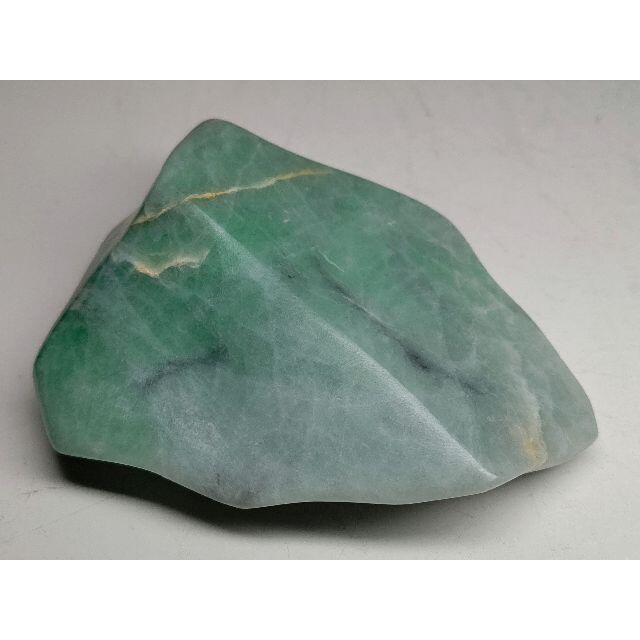 鮮緑 150g M 翡翠 ヒスイ 翡翠原石 原石 鉱物 鑑賞石 自然石 誕生石