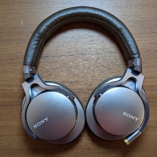 ソニー(SONY)のSONY 有線ヘッドホン MDR-1A シルバー(ヘッドフォン/イヤフォン)