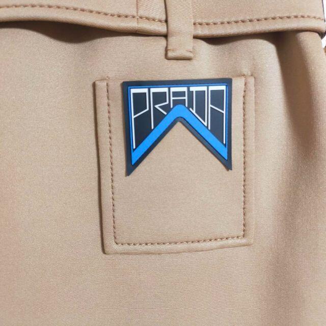 PRADA(プラダ)のプラダ 巻きスカート ラップスカート ボンディング フリル  ベージュ ロゴ レディースのスカート(ミニスカート)の商品写真