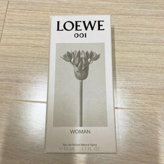 ロエベ(LOEWE)のロエベ 001 ウーマンオードゥパルファン 50ml 香水 loewe(香水(女性用))