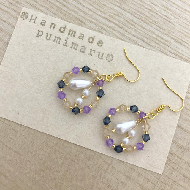 ピアス イヤリング パール ビーズアクセサリー ハンドメイドの通販 by handmade pumimaru｜ラクマ