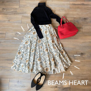 ビームス(BEAMS)の花柄フレアスカート/BEAMS HEART(ロングスカート)