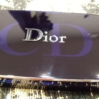 クリスチャンディオール(Christian Dior)のdior パウダーケース　クリスチャンディオール(ファンデーション)