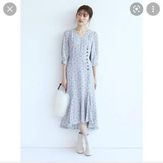 アプワイザーリッシェ(Apuweiser-riche)のapuweiser-riche♡カシュクール小花柄プリントワンピース(ロングワンピース/マキシワンピース)