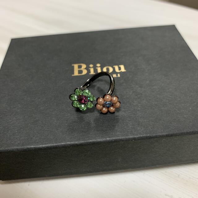 Bijou R.I(ビジューアールアイ)のBijou R.I フラワーリング レディースのアクセサリー(リング(指輪))の商品写真