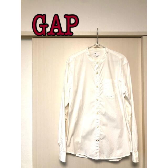 GAP(ギャップ)のGAP ノーカラーシャツ　白 メンズのトップス(シャツ)の商品写真