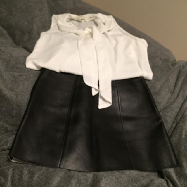Alexander Wang(アレキサンダーワン)の新品 本革 ブラック ミニスカート レディースのスカート(ミニスカート)の商品写真