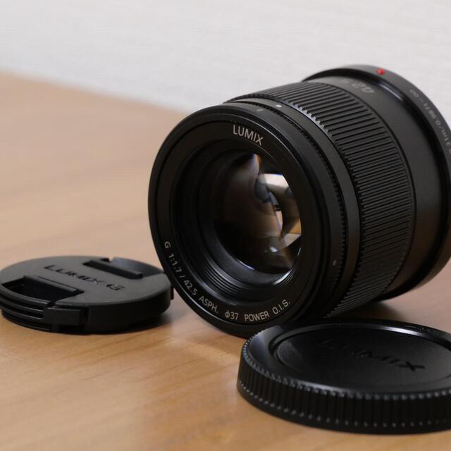 Panasonic(パナソニック)のPanasonic LUMIX G 42.5mm F1.7 H-HS043-K スマホ/家電/カメラのカメラ(レンズ(単焦点))の商品写真