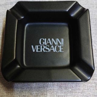 VERSACE - ヴェルサーチ 灰皿の通販 by るるる's shop