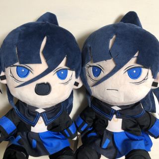 Ado BIGぬいぐるみ 【ROUND1限定】全2種セットの通販 by mi's shop Ado BIGぬいぐるみ 【ROUND1限定】全2種セットの通販 by mi's shop