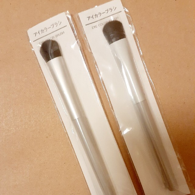 MUJI (無印良品)(ムジルシリョウヒン)のお値段交渉OK【新品未開封】無印良品アイブロウブラシ2本セット メイクブラシ コスメ/美容のメイク道具/ケアグッズ(ブラシ・チップ)の商品写真