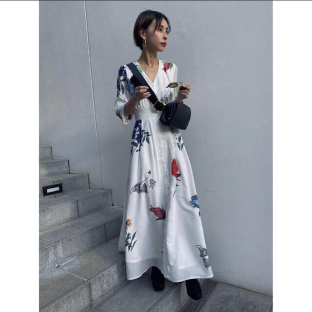 Ameri VINTAGE(アメリヴィンテージ)の　ameri vintage  2WAY AMANDA DRESS レディースのワンピース(ロングワンピース/マキシワンピース)の商品写真