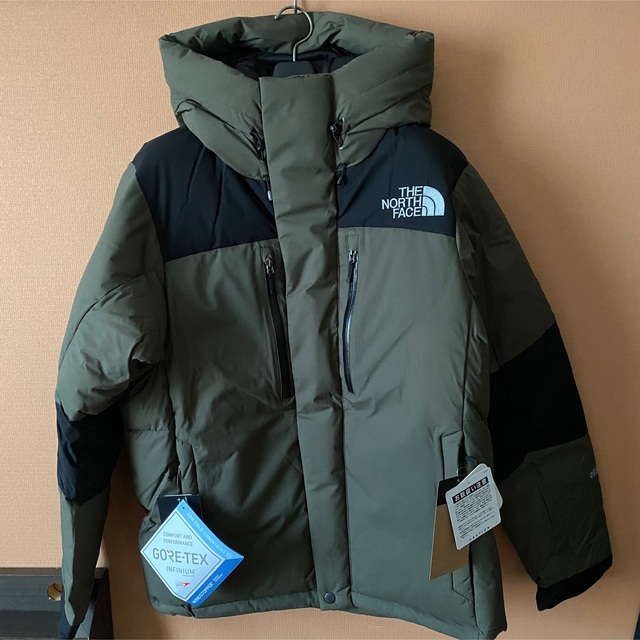 THE NORTH FACE(ザノースフェイス)のHW様専用ノースフェイス バルトロライトジャケット ニュートープ メンズのジャケット/アウター(ダウンジャケット)の商品写真