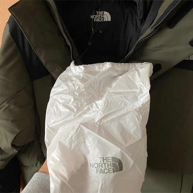 THE NORTH FACE(ザノースフェイス)のHW様専用ノースフェイス バルトロライトジャケット ニュートープ メンズのジャケット/アウター(ダウンジャケット)の商品写真