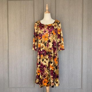 美品　OTTO LL 花柄ワンピース　ベロアワンピース(ひざ丈ワンピース)