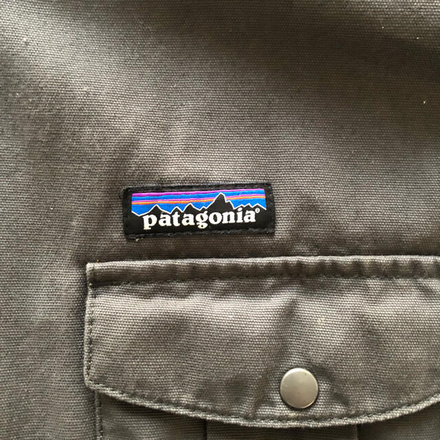 patagonia(パタゴニア)のパタゴニア　メンズ　ベターハイブリッドフーディ　M メンズのジャケット/アウター(ダウンジャケット)の商品写真