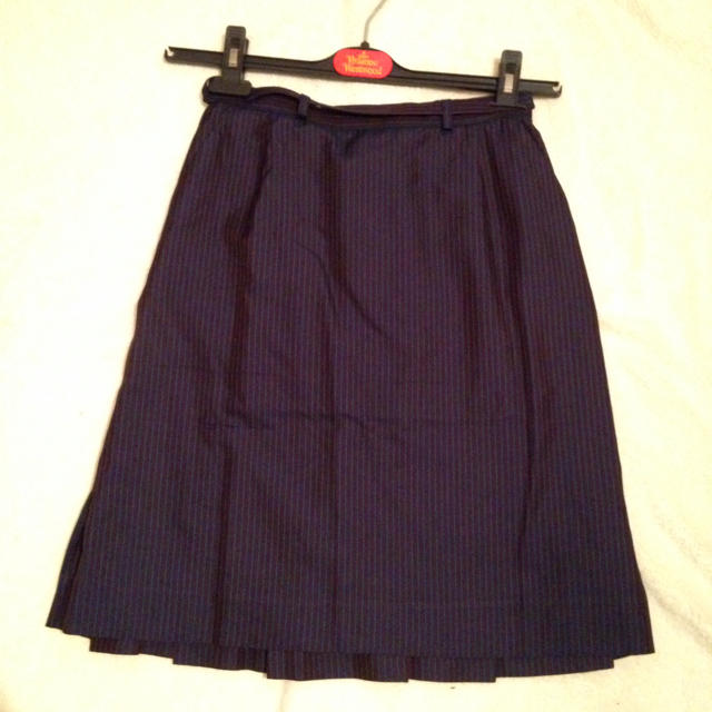Vivienne Westwood(ヴィヴィアンウエストウッド)のビビアン スカート レディースのスカート(ひざ丈スカート)の商品写真