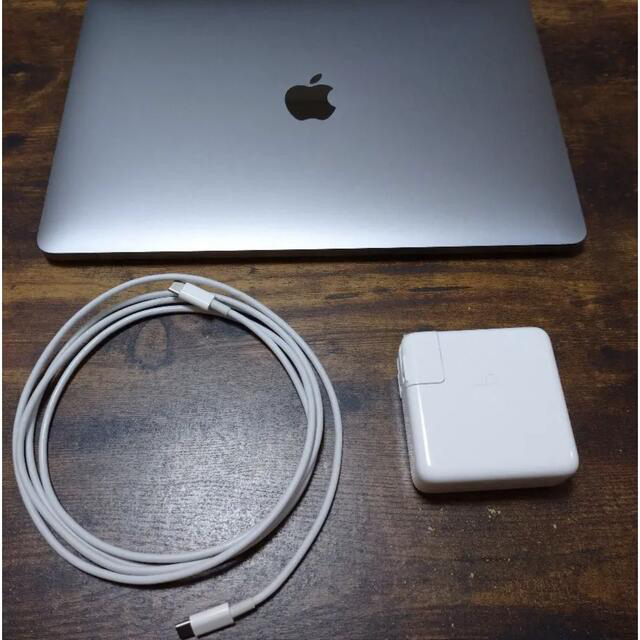 MacBook Pro 13-inch 2018年後期モデル(スペースグレイ)