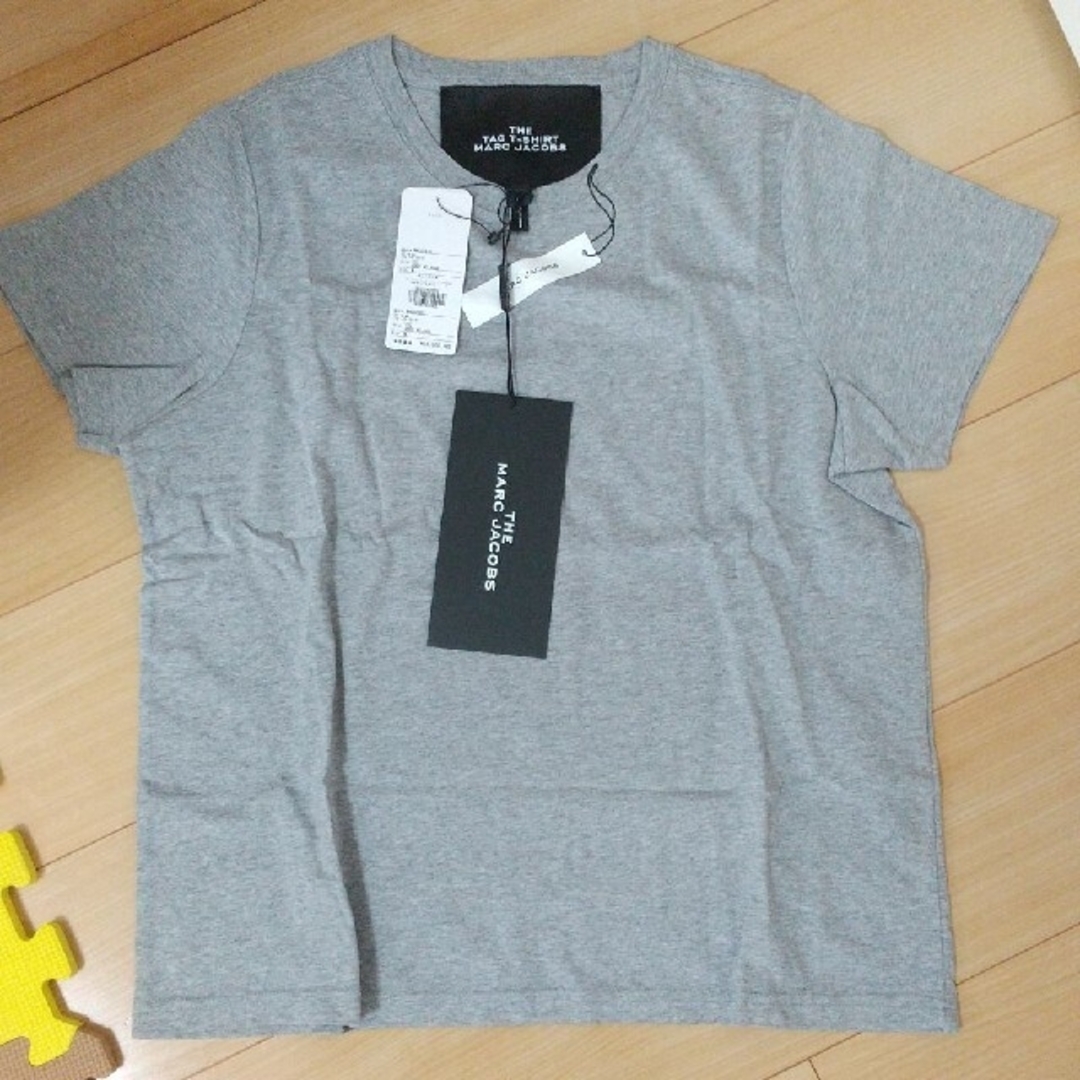 MARC JACOBS(マークジェイコブス)のMARC JACOBS TAG T-SHIRT タグTシャツ 新品タグ付き レディースのトップス(Tシャツ(半袖/袖なし))の商品写真