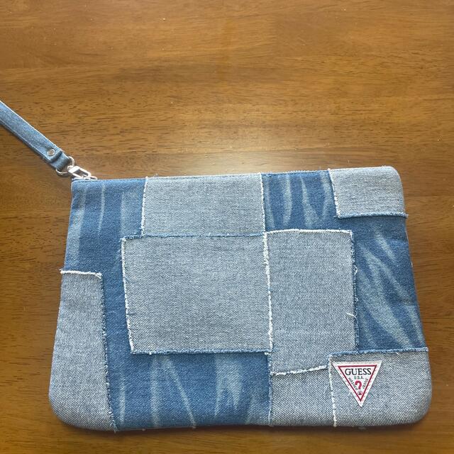 Guess,PATCHWORK DENIM CLUTCH BAGバッグ