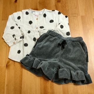 ザラ(ZARA)の【mi様専用】ドット柄ブラウス　ショートパンツ　セット(その他)