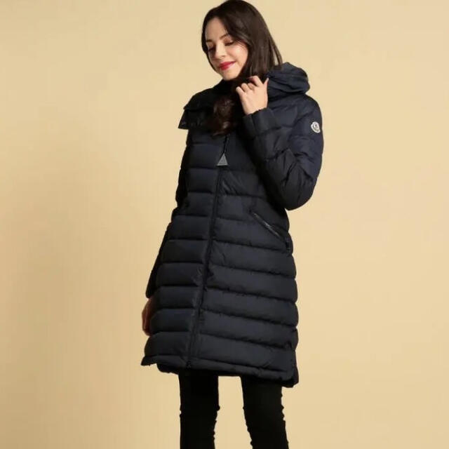 特別送料無料！】 2020 美品 - MONCLER モンクレール 0 ネイビー