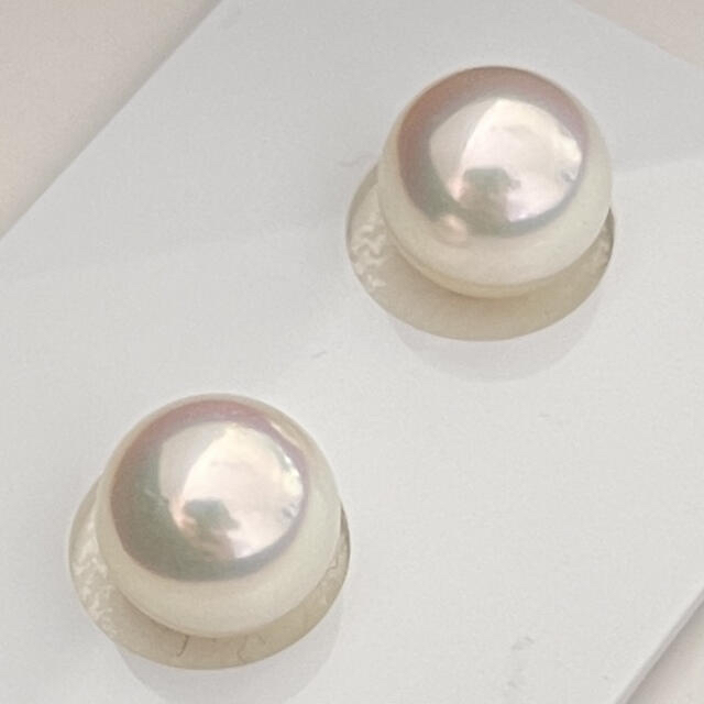 あこや真珠ピアス8.5mmオーロラ天女無調色K14WG新品ケース付き レディースのアクセサリー(ピアス)の商品写真