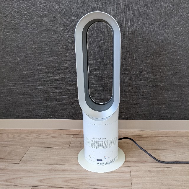 Dyson(ダイソン)のdyson　ホット＆クール スマホ/家電/カメラの冷暖房/空調(ファンヒーター)の商品写真