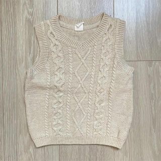 エイチアンドエム(H&M)のぐっち様専用　h&m✩ニットベスト(ニット/セーター)