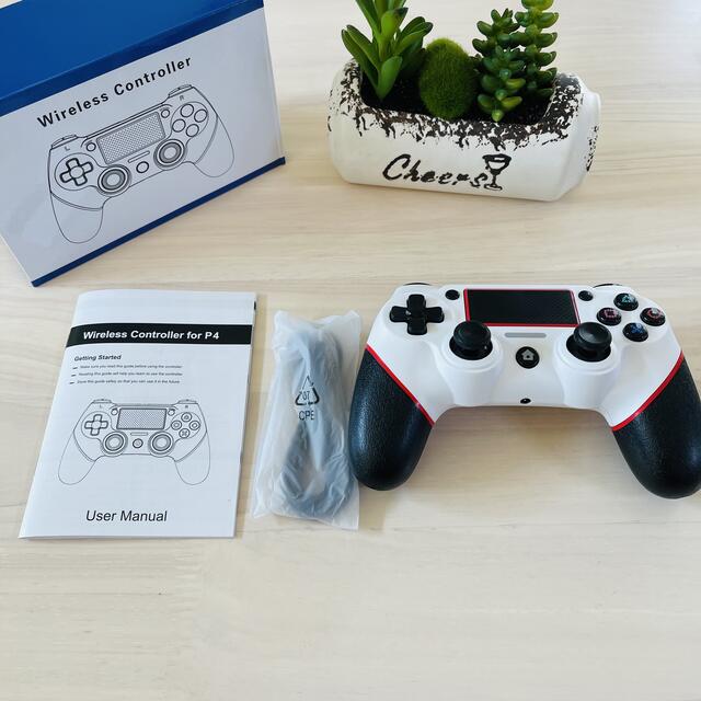 PS4用 コントローラー ワイヤレス ジャイロセンサー機能 イヤホンジャック  エンタメ/ホビーのゲームソフト/ゲーム機本体(家庭用ゲーム機本体)の商品写真