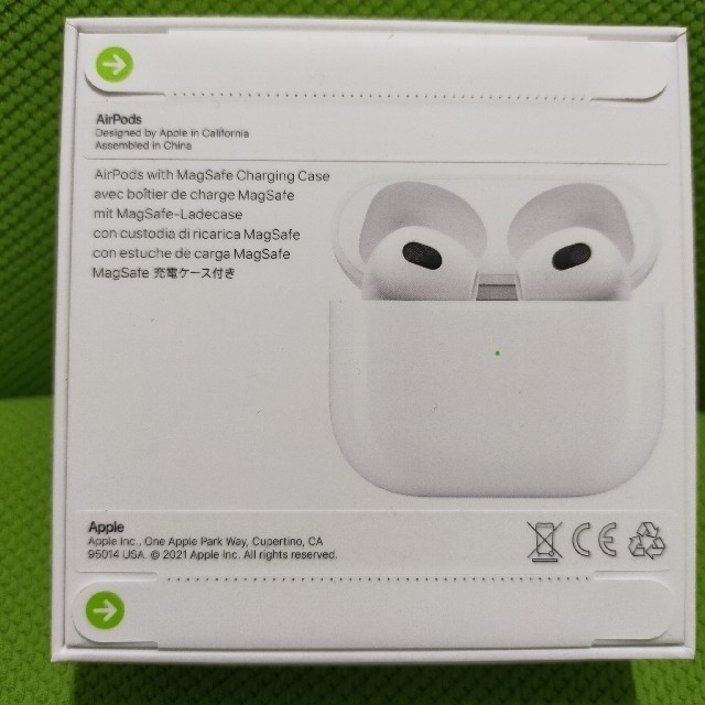 正規品 Apple AirPods 第3世代 MME73J/A airpods3スマホ/家電/カメラ