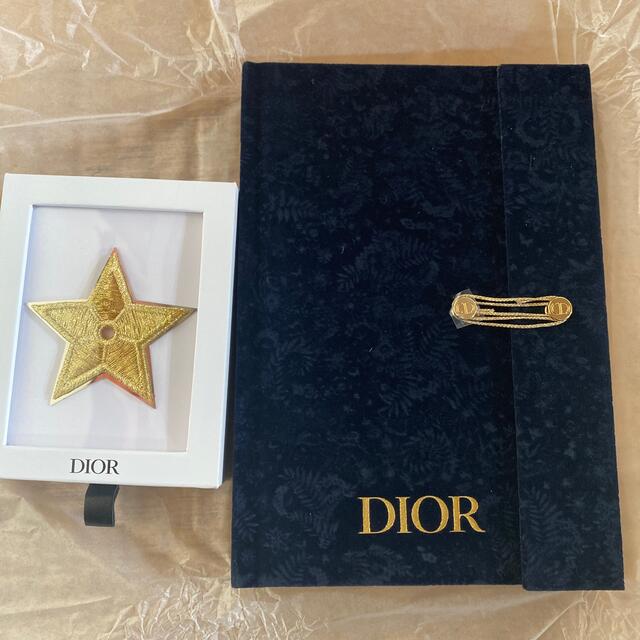 Dior(ディオール)のディオール　ノート　ワッペン エンタメ/ホビーのコレクション(ノベルティグッズ)の商品写真