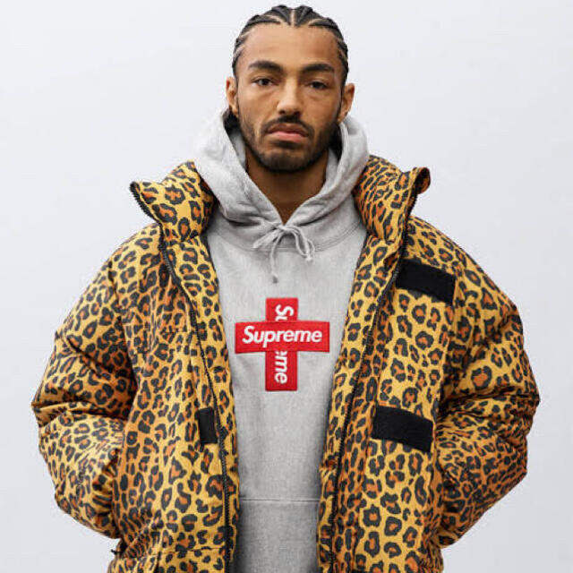 Supreme Cross Box Logo Hooded ティファニー メンズのトップス(パーカー)の商品写真