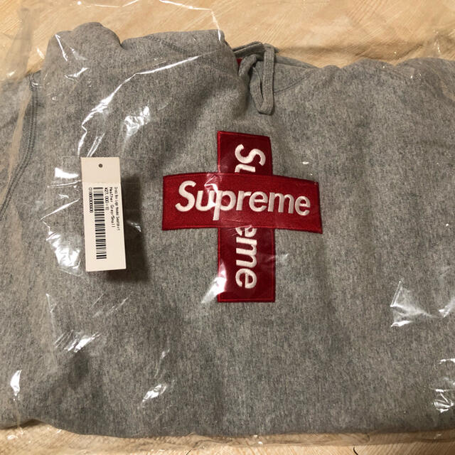 Supreme Cross Box Logo Hooded ティファニー メンズのトップス(パーカー)の商品写真