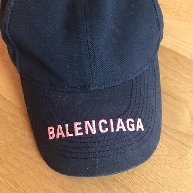 Balenciaga(バレンシアガ)のバレンシアガ　ロゴキャップ　ブラック レディースの帽子(キャップ)の商品写真