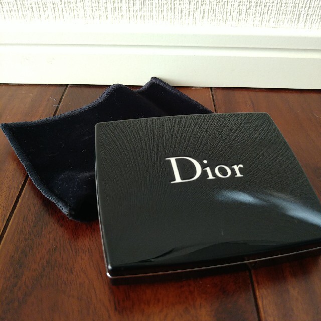 Christian Dior(クリスチャンディオール)の【中古】ディオール　サンククルール限定色　６６７フラート コスメ/美容のベースメイク/化粧品(アイシャドウ)の商品写真