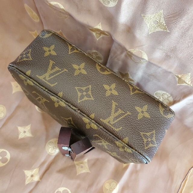 直営ショップセール ✨美品✨ ルイヴィトン コスメポーチ 18cm