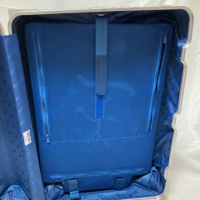RIMOWA(リモワ)のRIMOWA  / 青ロゴ  / 4輪/ TOPAS  84L メンズのバッグ(トラベルバッグ/スーツケース)の商品写真