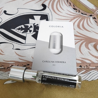 キャロライナヘレナ(CAROLINA HERRERA)のCAROLINA HERRERA 212 (香水(女性用))